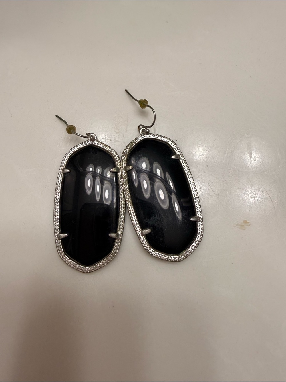 Elle by Kendra Scott Earrings in black with silver frame
